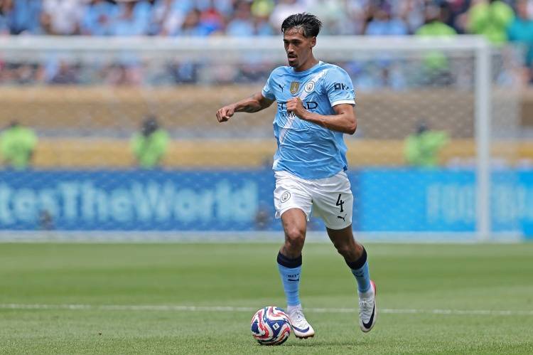 隆戈：赖因德斯基础转会费5770万欧，浮动奖金最高达1400万欧